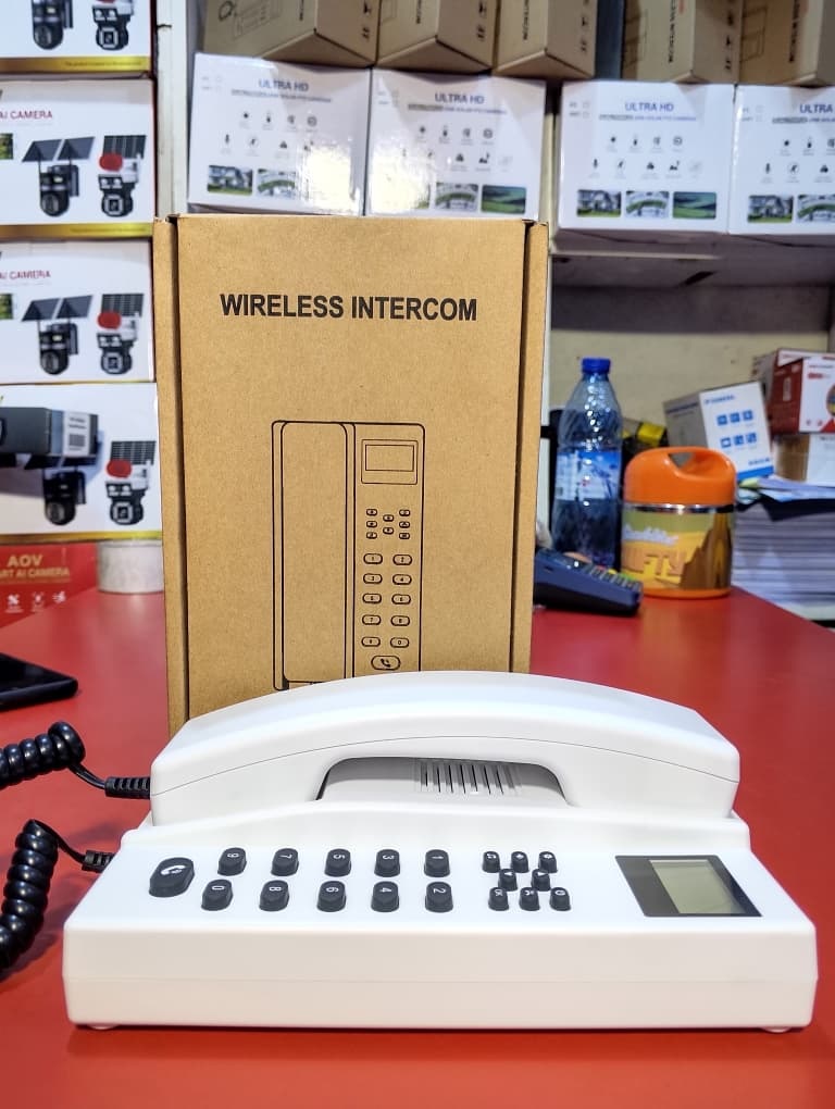 Wireless rechargeable Intercom with digital display