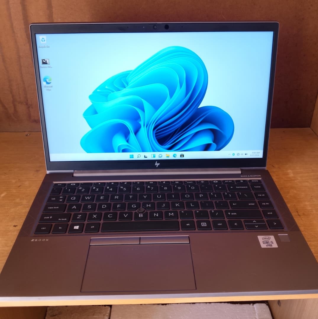 HP Z Book firefly 14 G7 Laptop: