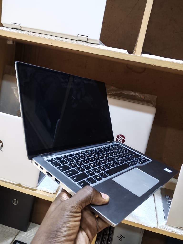  Dell Latitude 7400 2-in-1 X360 convertible laptop 